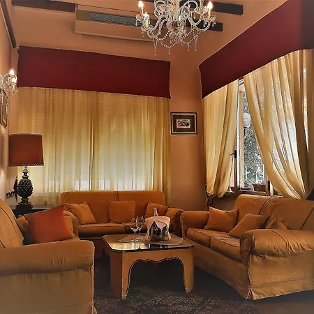 Casa Rossa 3*