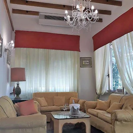 Casa Rossa 3*